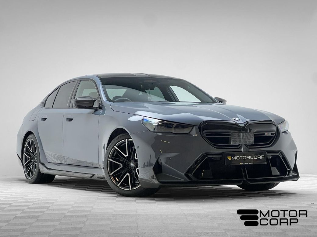 Image for 2024 BMW M5 M5 4.4 PHEV 727HP STORM BAY