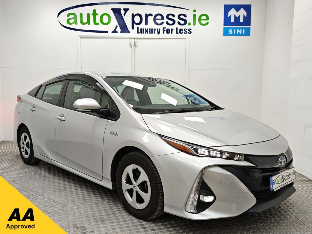 Image for 2019 Toyota Prius 1.8 PHV A PREMIUM Automatic, Reversing camera