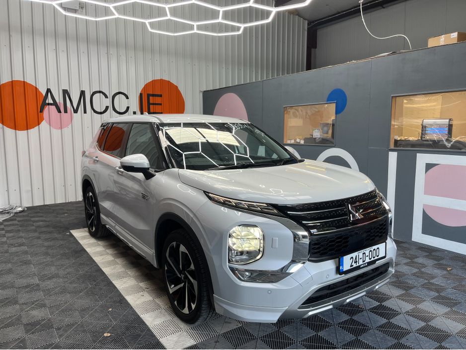 Image for 2024 Mitsubishi Outlander €45950 2024 MITSUBISHI OUTLANDER G 4WD PHEV 2.4 AUTOMATIC / CRUISE CONTROL / 360° CAMERA / ELECTRIC MEMORY & HEATED SEATS/ 7 SEATS OPTION / PADDLE SHIFTERS / HEATE SSTEERING WHEEL AND MORE