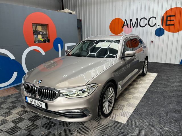 Image for 2019 BMW 5 Series €27950 2019 BMW 520D 523D TOURING LUXURY 2.0 AUTOMATIC / CRUISE CONTROL / 360° CAMERA / ELECTRIC MEMORY & HEATED SEATS / AMBIENT LIGHTS AND MORE