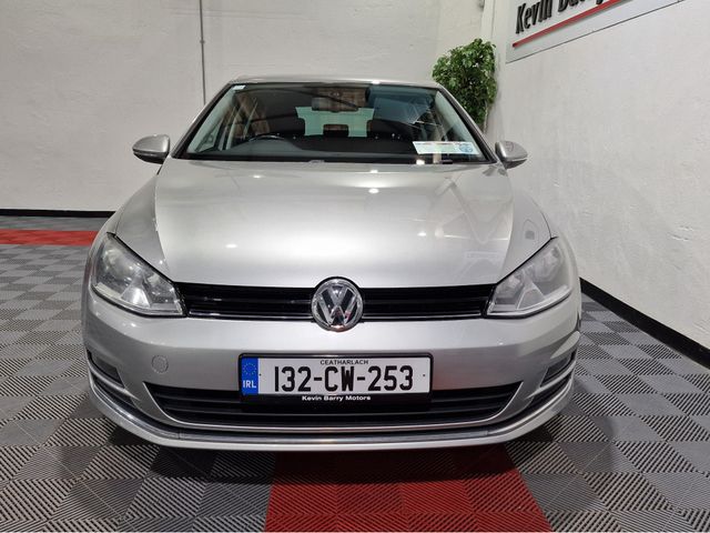 Image for 2013 Volkswagen Golf 1.6TDi HIGHLINE 105BHP 5 SPEED MANUAL **ORIGINAL IRISH CAR / VERY LOW MILEAGE / 17" ALLOY WHEELS / BLUETOOTH INTEGRATION / CRUISE CONTROL / TIMING BELT KIT DONE / FULL SERVICE RECORD**