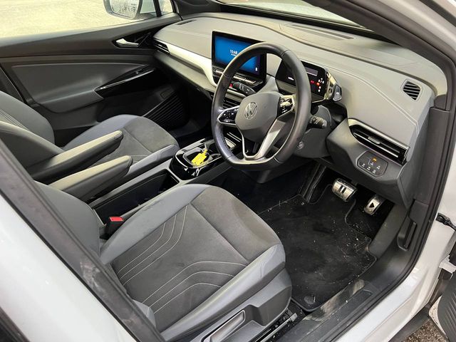 Image for 2023 Volkswagen ID.4 PURE LIFE 52KWH // VERY LOW MILEAGE // APPLE CARPLAY/ANDROID AUTO // DIGITAL CLUSTER