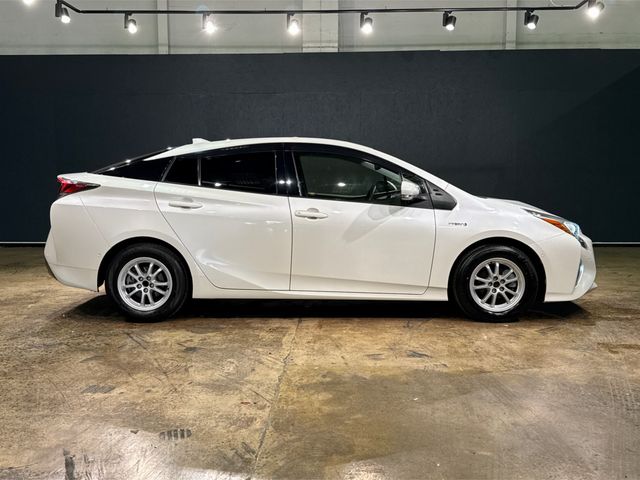 Image for 2018 Toyota Prius HYBRID 1.8 AUTOMATIC - REVERSE CAMERA - A/C HEATING CONTROLS - CRUISE CONTROL