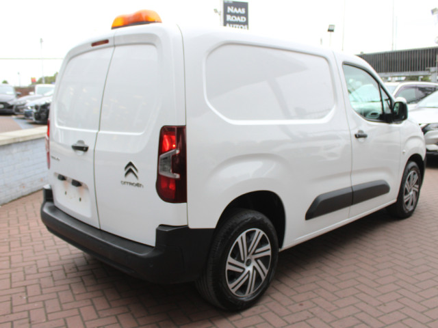 Image for 2021 Citroen Berlingo 1000 ENTREPRISE BLUEHDI 5DR VAN // 1 COMPANY OWNER FROM NEW // PRICE INCLUDES VAT // VAT RECEIPT AVAILABLE // BUY WITH CONFIDENCE AA AND SIMI APPROVED DEALER 2025 // FINACE ARRANGED // TRADE INS WEL