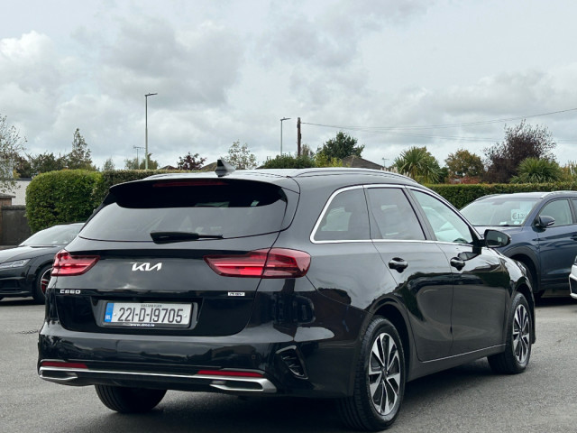 Image for 2022 Kia Ceed 1.6 GDI PHEV AUTO *HIGH SPEC*
