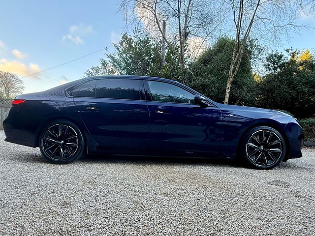 Image for 2025 BMW 7 Series 750E XDRIVE M SPORT PRO *Colossal Specification…Massage Seats…Bowers and Wilkins* 