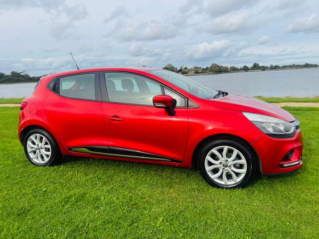 Image for 2017 Renault Clio IV DYNAMIQUE NAV 1.2 PETR 4DR