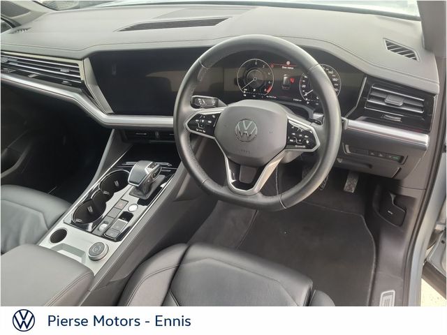 Image for 2023 Volkswagen Touareg 3.0TSI PHEV 381HP 4M DSG Elegance - Factory Hitch