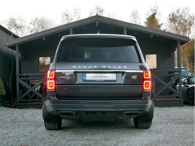 Image for 2021 Land Rover Range Rover Vogue P400e PHEV