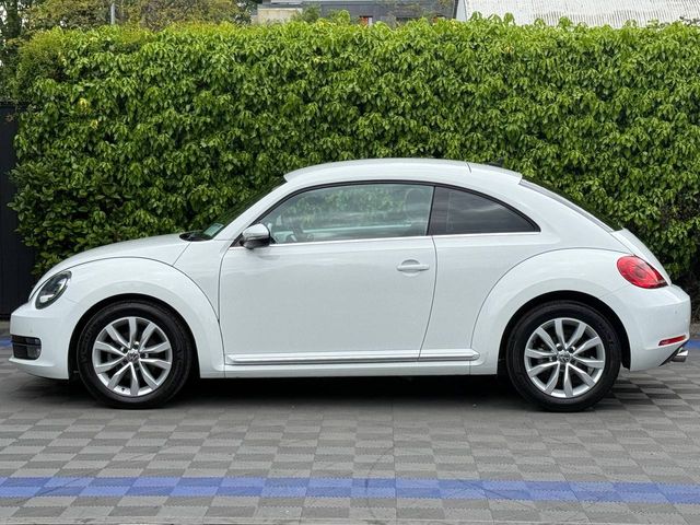 Image for 2014 Volkswagen Beetle 1.4 DESIGN PACK TSI AUTO // FULL SERVICE HISTORY // 17" ALLOYS // LEATHER HEATED SEATS // REVERSE CAMERA