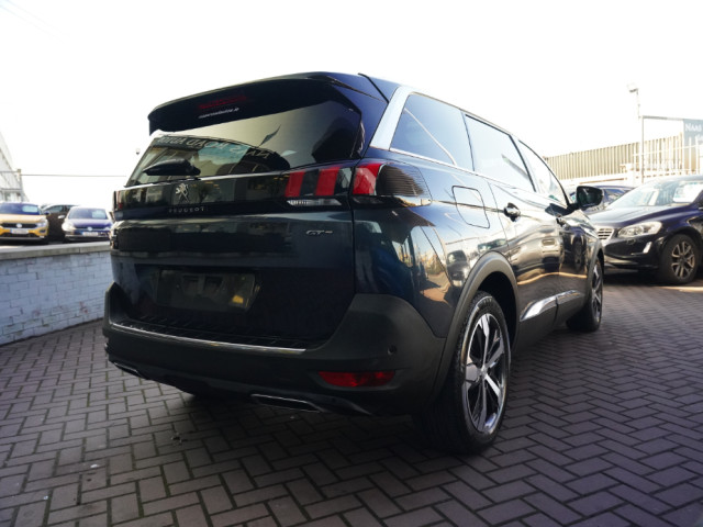 Image for 2019 Peugeot 5008 