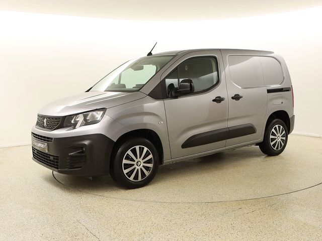 Image for 2022 Peugeot Partner 