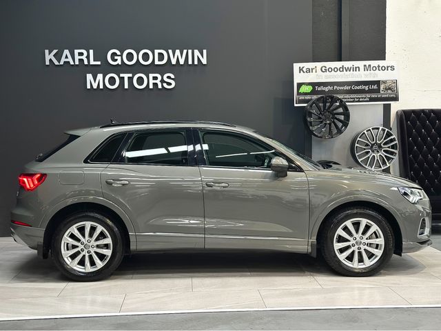 Image for 2019 Audi Q3 SPORT 2.0i TFSI QUATTRO AUTO