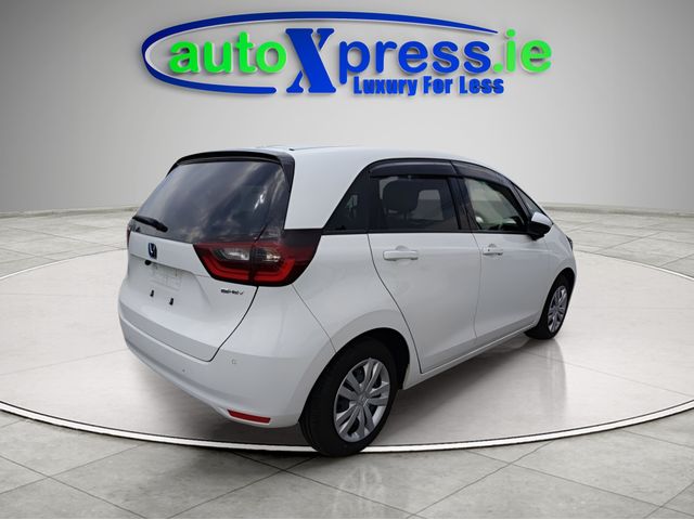 Image for 2022 Honda Fit 1.5 e:HEV BASIC Automatic, Reversing camera
