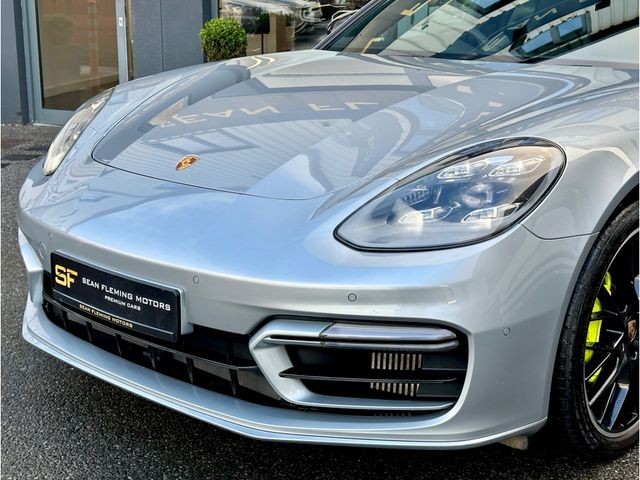 Image for 2022 Porsche Panamera 2+2 E-HY E-HYBRID CARBON TRIM