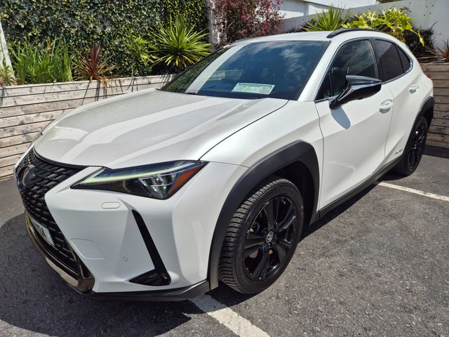 Image for 2021 Lexus UX 250H 6aa-mzah10