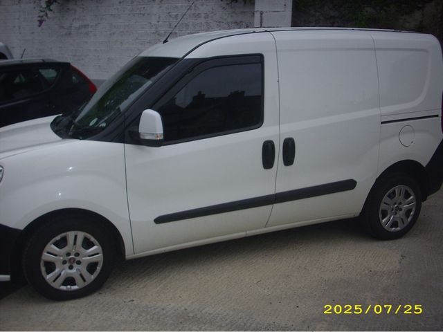 Image for 2016 Fiat Doblo CARGO SWB BASE 1.3 90 MJ MJII 3DR