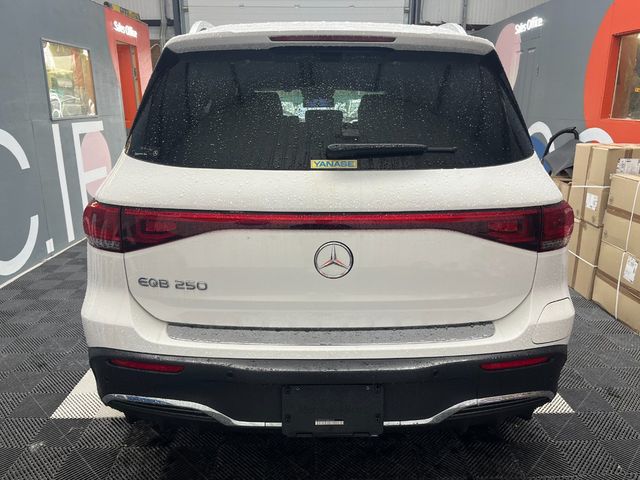 Image for 2024 Mercedes-Benz EQB 2024 MERCEDES-BENZ EQB AUTOMATIC / CRUISE CONTROL / 360 CAMERA / ELECTRIC MEMORY & HEATED SEATS / PADDLE SHIFTERS / APPLE CARPLAY / AMBIENT LIGHTS AND MORE