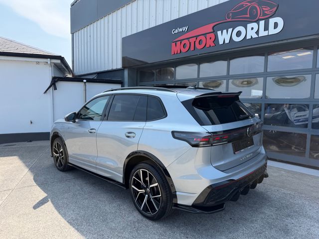 Image for 2025 Volkswagen Tiguan R-LINE TSI PHEV 