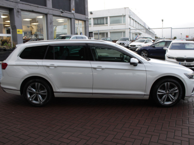 Image for 2021 Volkswagen Passat 2.0TDI 150BHP ELEGANCE EDITION 5DR ESTATE // 1 OWNER IN IMMACULATE CONDITION // WELL WORTH VIEWING // BUY WITH CONFIDENCE AA AND SIMI APPROVED DEALER 2025 // FINANCE ARRANGED // TRADE INS WELCOME //