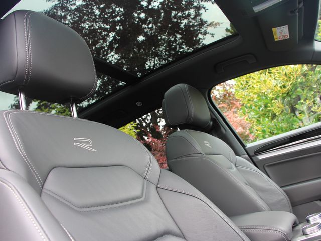 Image for 2023 Volkswagen Touareg Black Edition 2 seat commercial * sunroof 