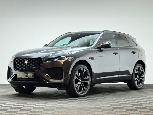 Image for 2024 Jaguar F-Pace R-DYNAMIC HSE BLACK P400E