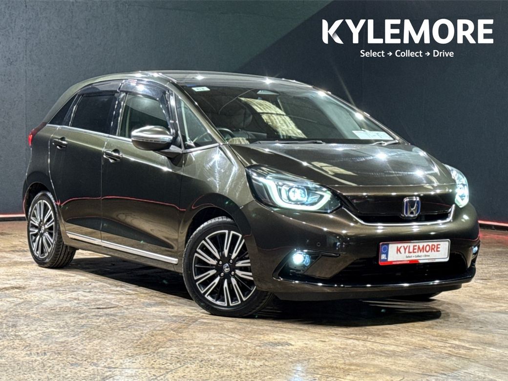 Image for 2021 Honda Fit 1.5 HYBRID LUXURY EDITION - BLACK HALF LEATHER - UPGRADED FACTORY ALLOYS - CRUISE CONTROL - HEATED SEAT - REAR CAMERA