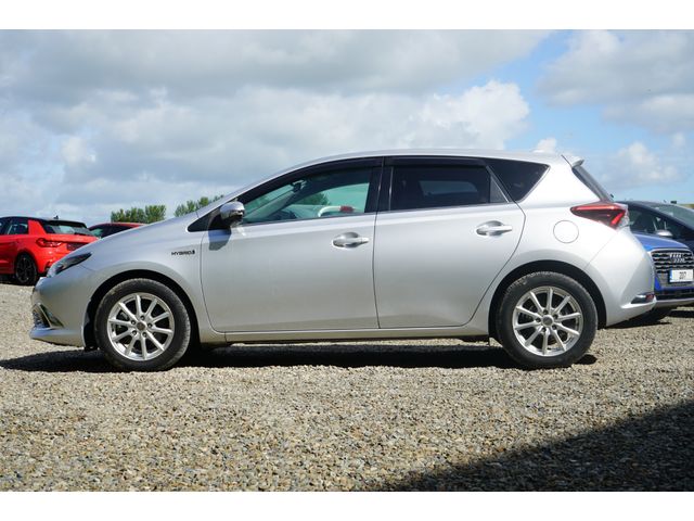 Image for 2016 Toyota Auris 