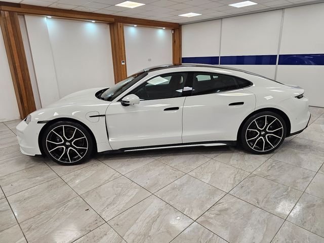 Image for 2025 Porsche Taycan MASSIVE SPEC 