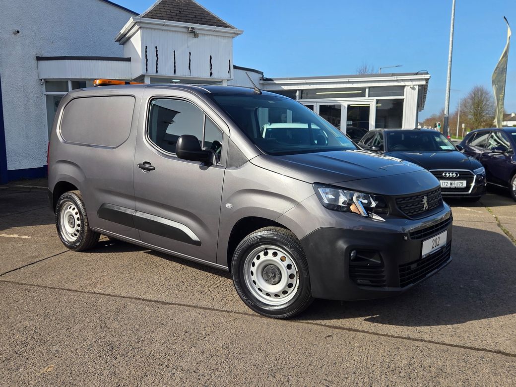 Image for 2020 Peugeot Partner BLUEHDI PROFESSIONAL L1