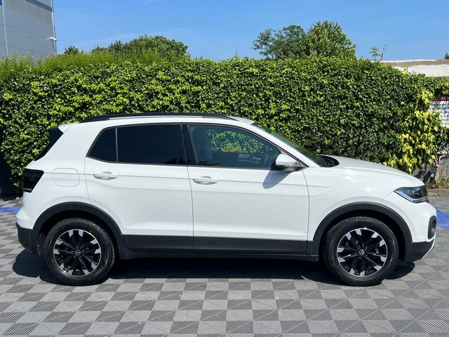Image for 2021 Volkswagen T-Cross STYLE 1.0 TSI AUTO // APPLE CARPLAY/ANDROID AUTO // 16" DIAMOND CUT ALLOYS // REVERSE CAMERA // 360 PARKING SENSORS