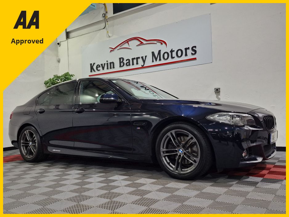 Image for 2014 BMW 5 Series 520D M SPORT AUTOMATIC **TOP SPEC / 18" ALLOYS / CRUISE CONTROL / FRONT & REAR PARKING ASSIST / FULL OYSTER DAKOTA LEATHER / HEATED FRONT SEATS / SAT NAV / REAR LIP SPOILER / REAR TINTED GLASS**