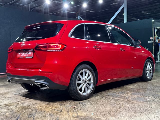 Image for 2019 Mercedes-Benz B Class B180 1.4 AUTOMATIC - HALF BLACK LEATHER - FACTORY ALLOY WHEELS - ELECTRIC/HEATED SEAT - REAR CAMERA