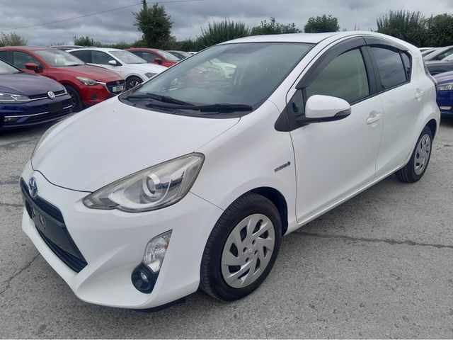 Image for 2016 Toyota Aqua S