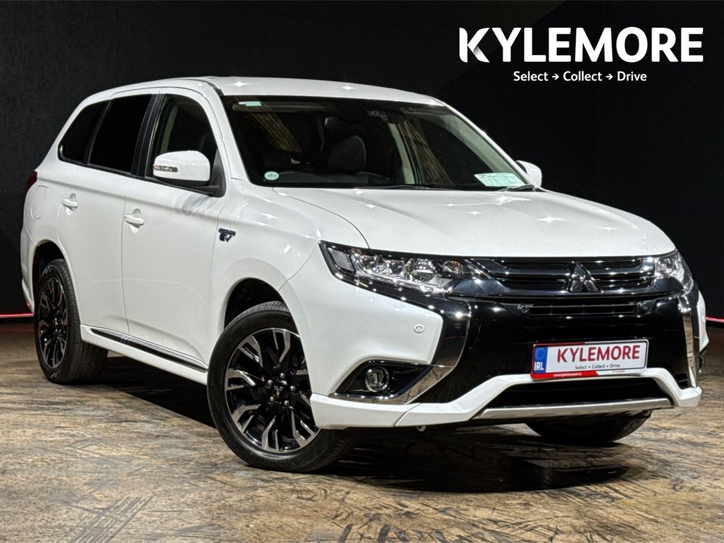 Image for 2017 Mitsubishi Outlander BLACK HALF LEATHER - FACTORY ALLOYS