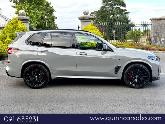 Image for 2024 BMW X5 50e M-SPORT AUTO X-DRIVE==HUGE SPEC==INDIVIDUAL COLOUR==COST OVER €150K NEW==