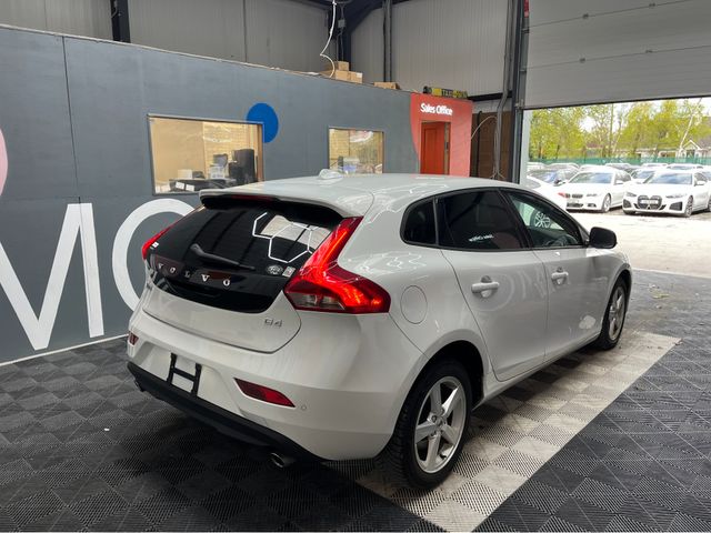 Image for 2016 Volvo V40 €14950 2016 VOLVO V40 2.0 AUTOMATIC / CRUISE CONTROL / REVERSE CAMERA AND MORE