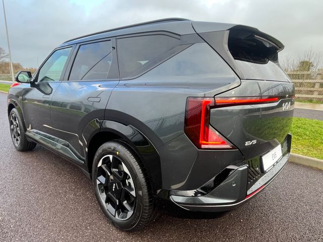 Image for 2026 Kia EV5 EV5 EARTH 2, 81KW BATTERY, 7 YEAR WARRANTY, 3.9% FINANCE, **3 Free service for KIA customers** 