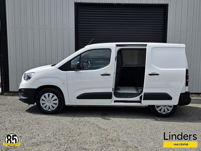 Image for 2022 Opel Combo VERY CLEAN - FULLY SERVICED 