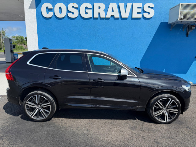 Image for 2018 Volvo XC60 2.0TD 2.0 Diesel 4 WHEEL DRIVE JEEP R -Design * WINTER PACK / INTELLIGENT DIMMING LIGHTS * 