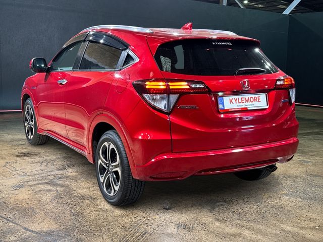 Image for 2017 Honda Vezel 1.5 HYBRID AUTOMATIC - FACTORY ALLOYS - BLACK HALF LEATHER - REVERSE CAMERA - CRUISE CONTROL - 