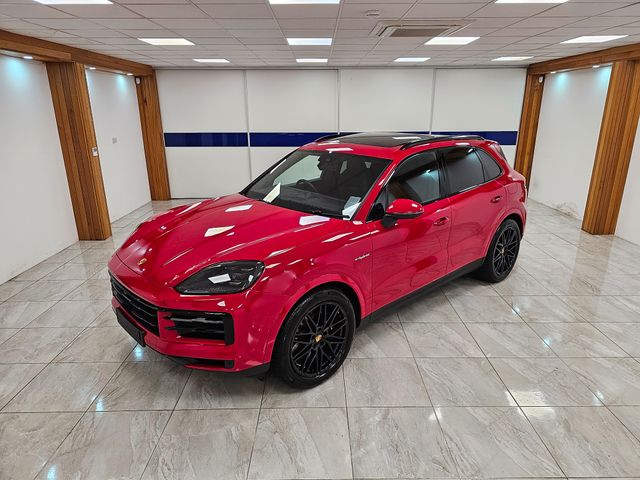 Image for 2024 Porsche Cayenne STUNNING COLOUR // NEW MODEL 
