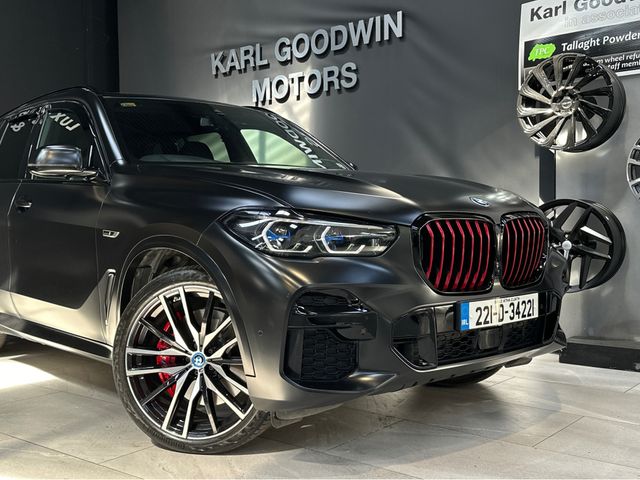 Image for 2022 BMW X5 45E M SPORT BLACK VERMILION EDITION