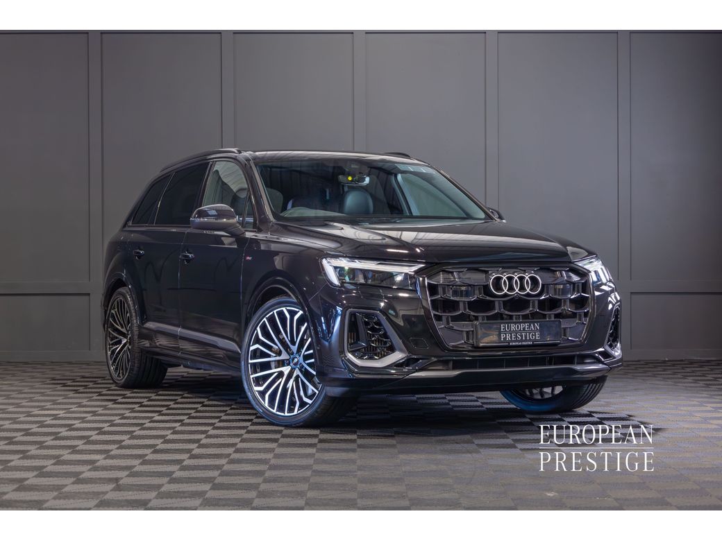 Image for 2025 Audi Q7 55 TFSIe Quattro S-Line