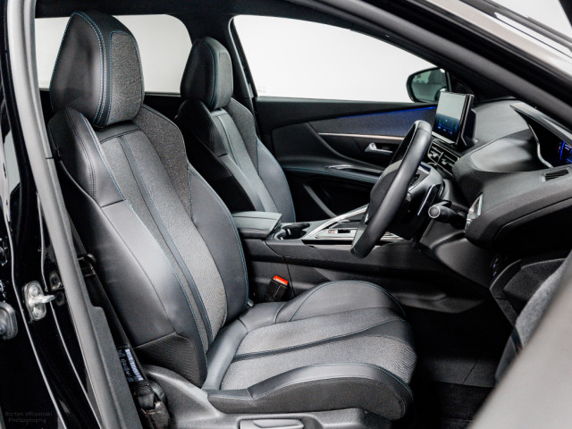 Image for 2024 Peugeot 5008 Allure 1.5 Diesel Auto 130HP - 7 Seater