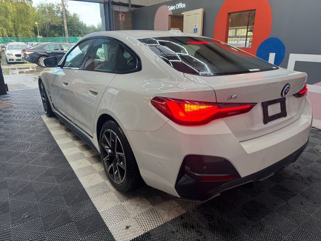 Image for 2023 BMW i4 2023 BMW I4 EDRIVE35 M-SPORT AUTOMATIC / PARKING CAMERA/ ELECTRIC MEMORY & HEATED SEATS / AMBIENT LIGHTS / APPLE CARPLAY AND MORE