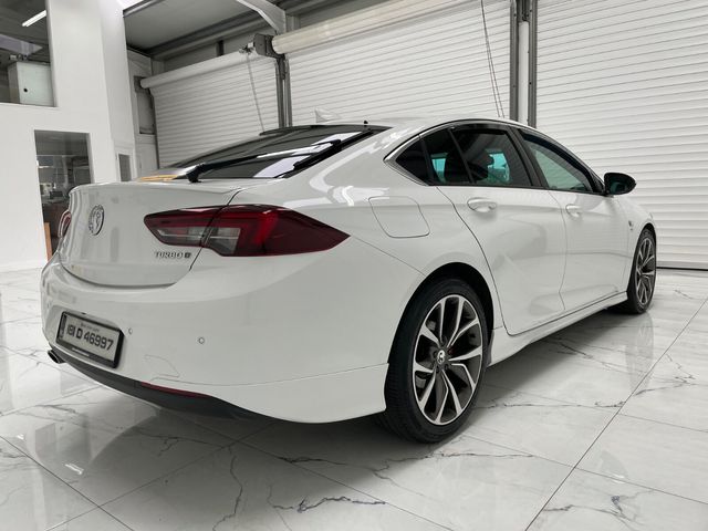 Image for 2018 Vauxhall Insignia 