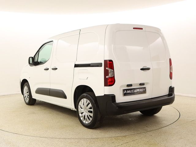 Image for 2022 Peugeot Partner 