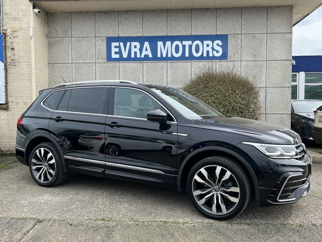 Image for 2023 Volkswagen Tiguan Allspace R-LINE 7 SEATER AUTOMATIC 2.0 DIESEL //HIGH SPEC//PANORAMIC GLASS ROOF//HEATED STEERING WHEEL//SAT NAV//KEYLESS ENTRY//