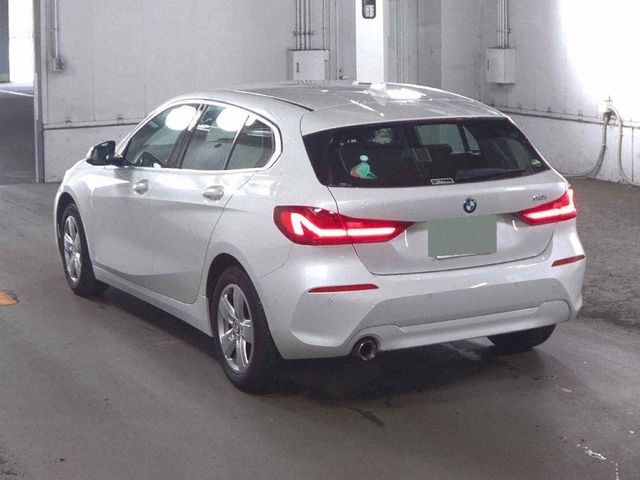 Image for 2020 BMW 1 Series 1.5 AUTOMATIC 118I PLAY EDITION - FACTORY ALLOYS - ELECTRIC SEATS - DIGITAL DASH - REAR CAMERA/PARKING RADAR